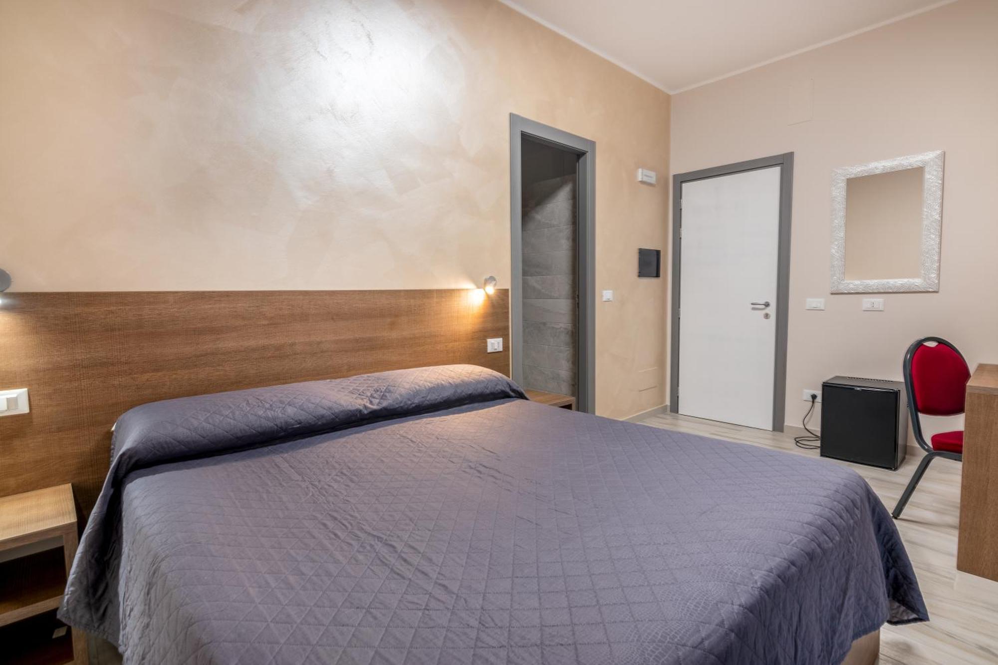 Hotel Ristorante La Mimosa Lamezia Terme Eksteriør bilde
